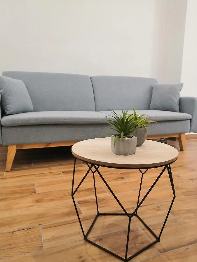 Apartment Central & Renovated 3-Bedroom Flat Malaga Spain